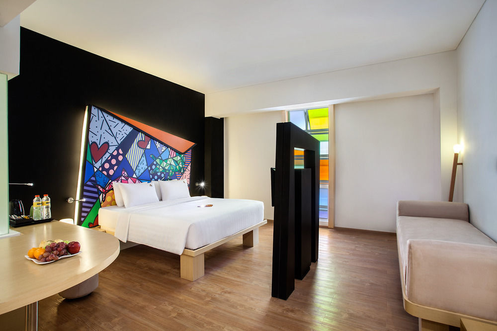 MaxOneHotels.com at Tidar Surabaya Eksteriør billede