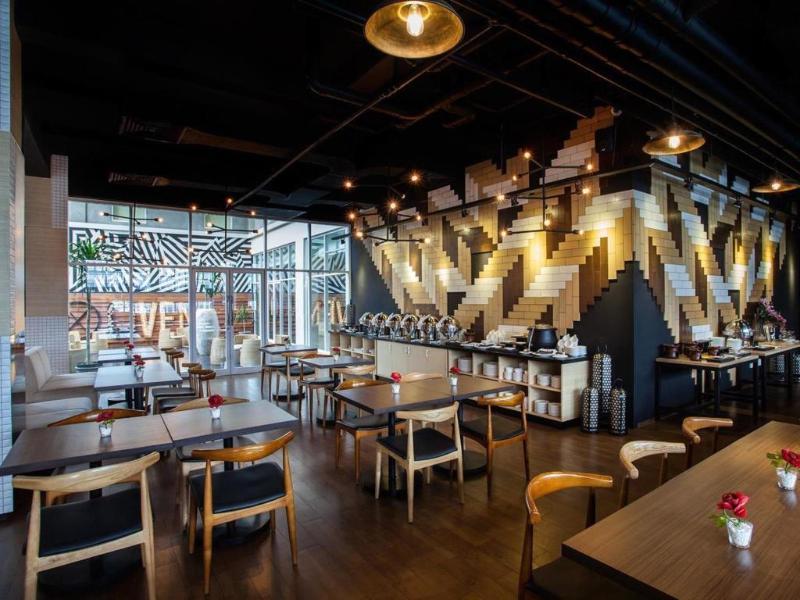 MaxOneHotels.com at Tidar Surabaya Eksteriør billede