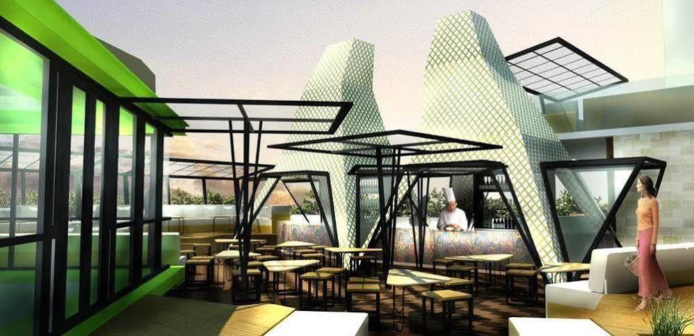 MaxOneHotels.com at Tidar Surabaya Eksteriør billede