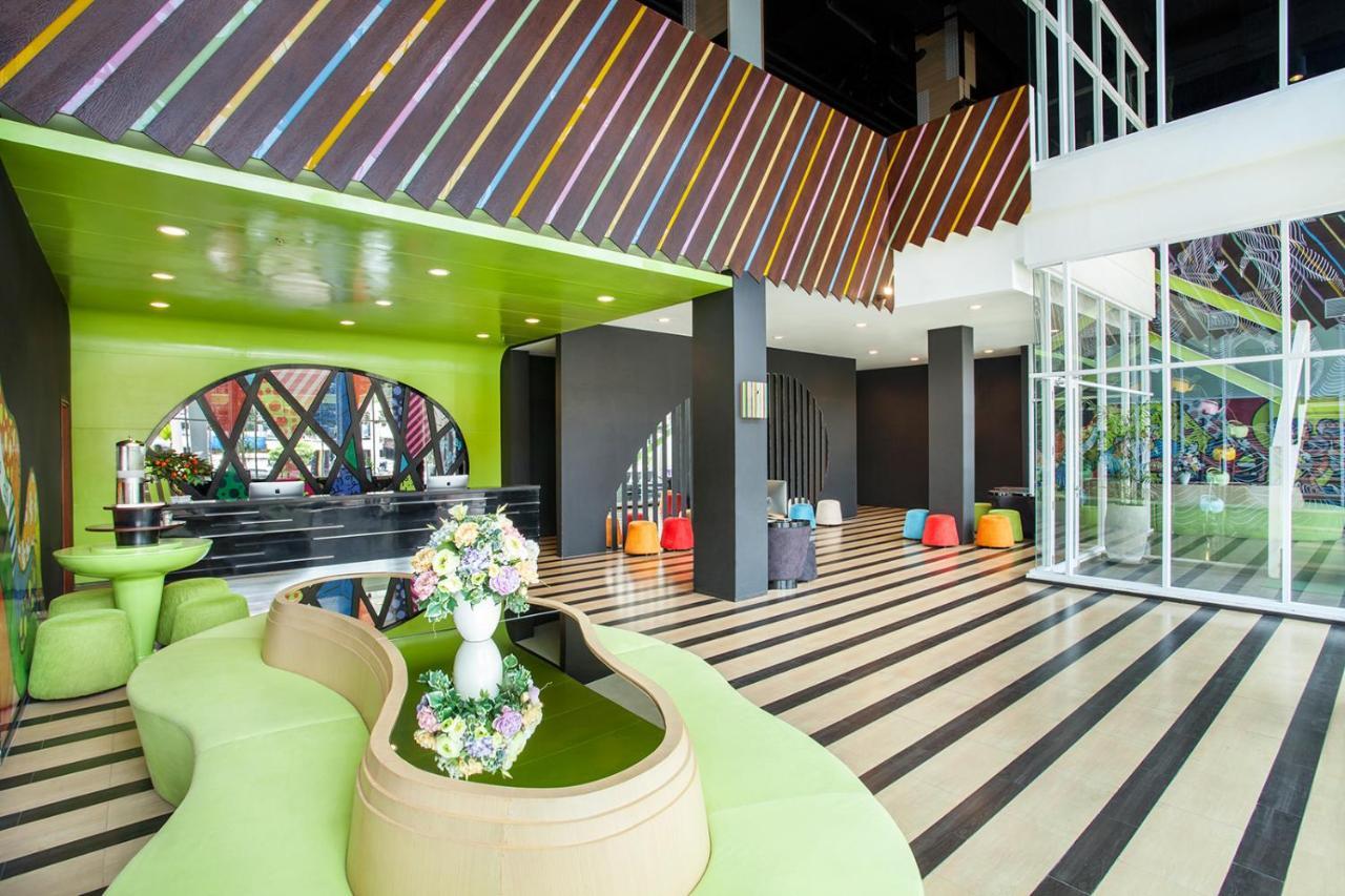 MaxOneHotels.com at Tidar Surabaya Eksteriør billede