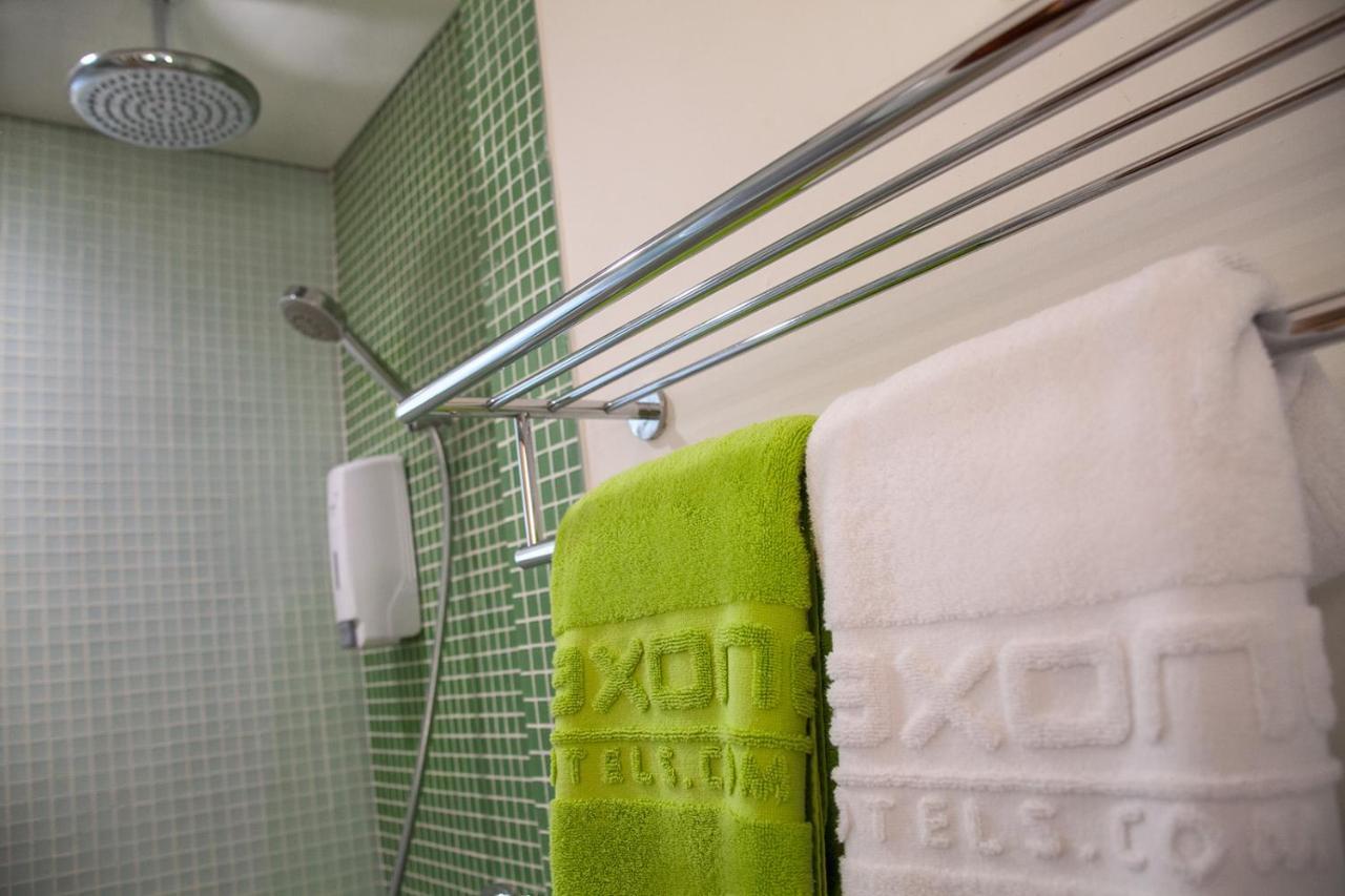 MaxOneHotels.com at Tidar Surabaya Eksteriør billede