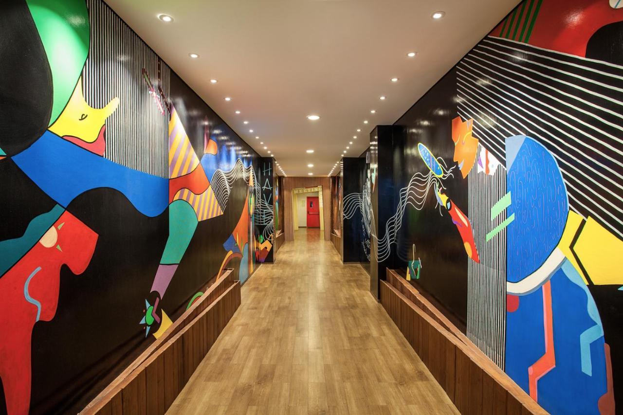 MaxOneHotels.com at Tidar Surabaya Eksteriør billede